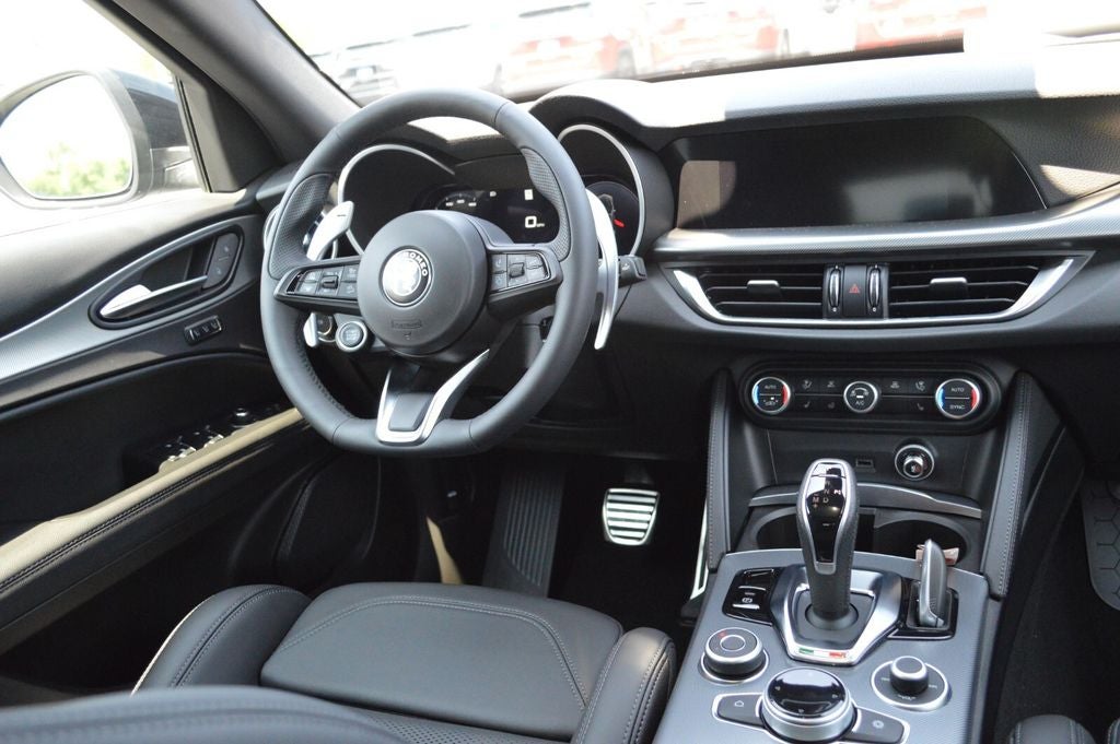 2025 Alfa Romeo Stelvio STELVIO AWD