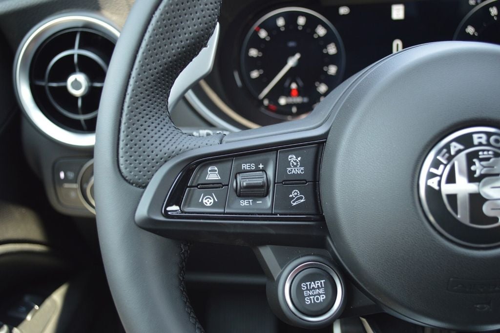 2025 Alfa Romeo Stelvio STELVIO AWD