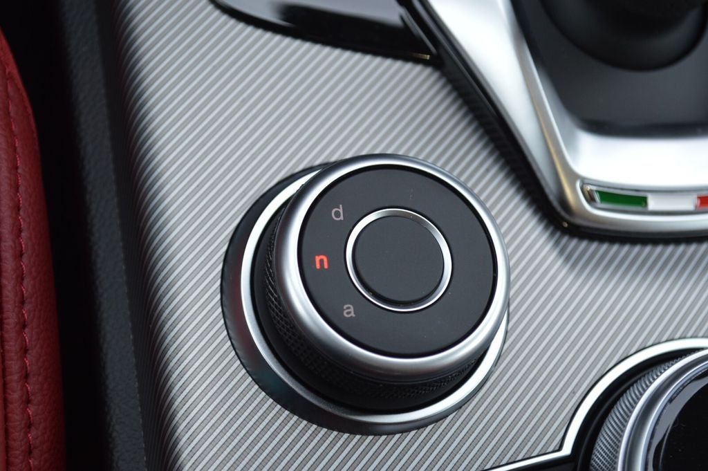 2025 Alfa Romeo Stelvio STELVIO AWD