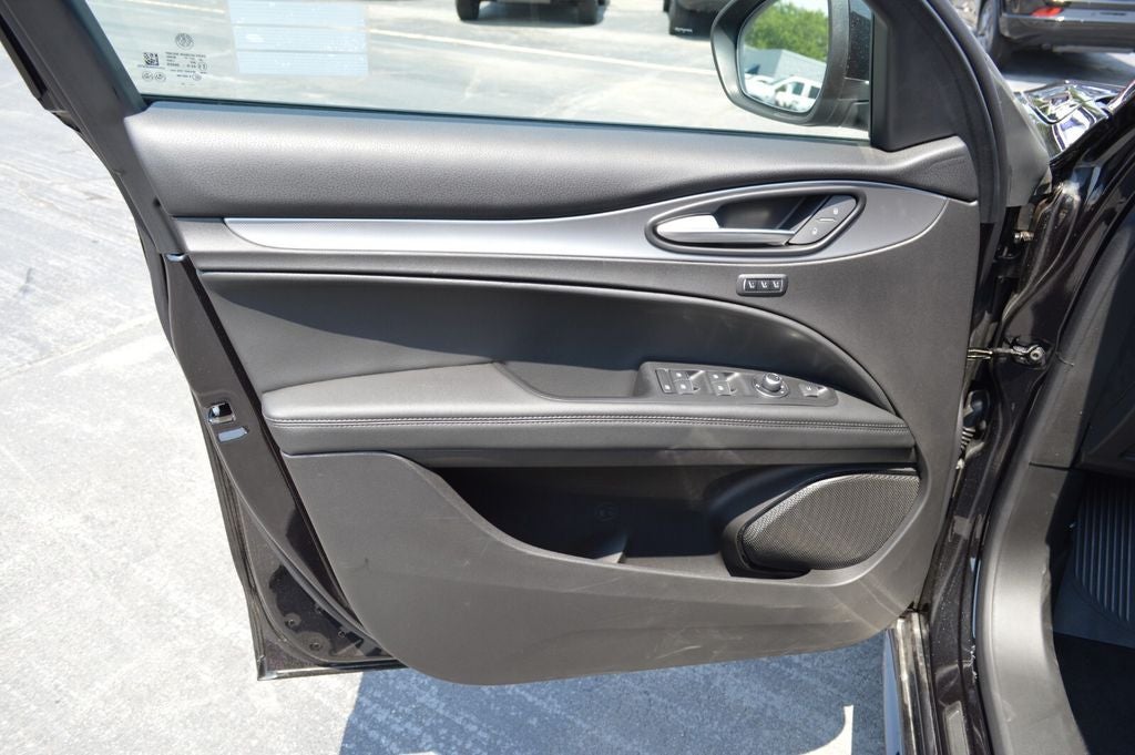 2025 Alfa Romeo Stelvio STELVIO AWD