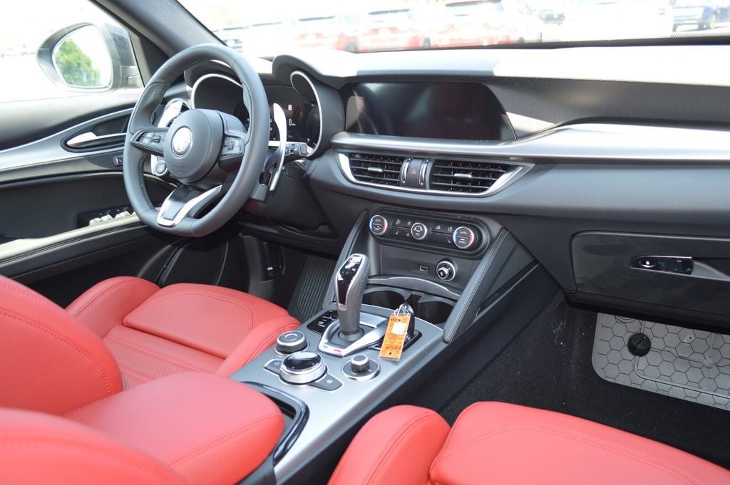 2025 Alfa Romeo Stelvio STELVIO AWD