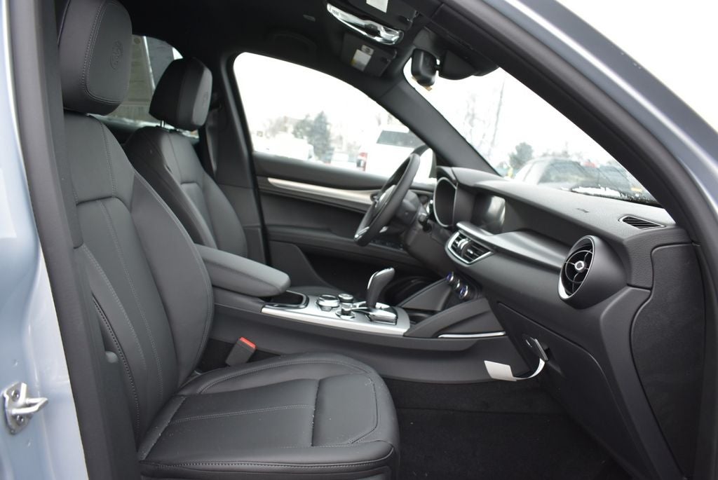 2026 Alfa Romeo Stelvio STELVIO AWD