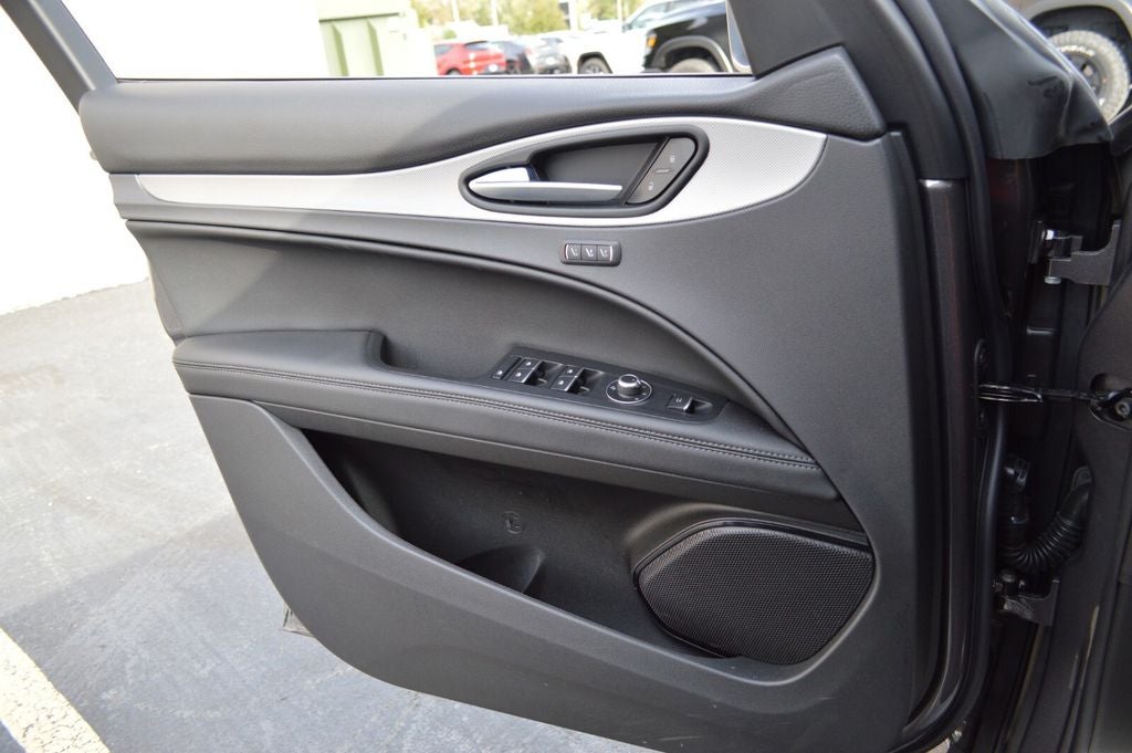 2025 Alfa Romeo Stelvio STELVIO AWD