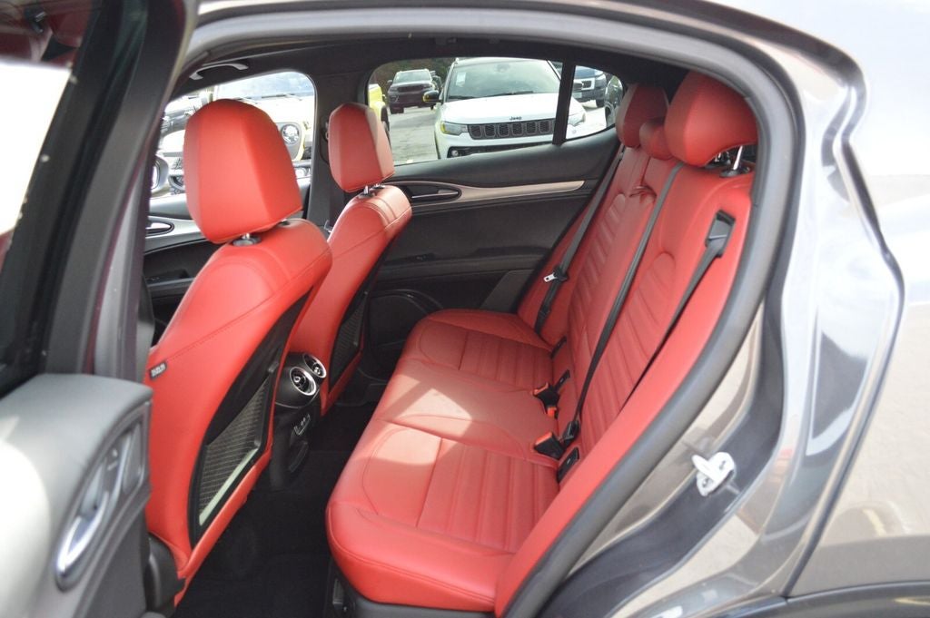 2025 Alfa Romeo Stelvio STELVIO AWD