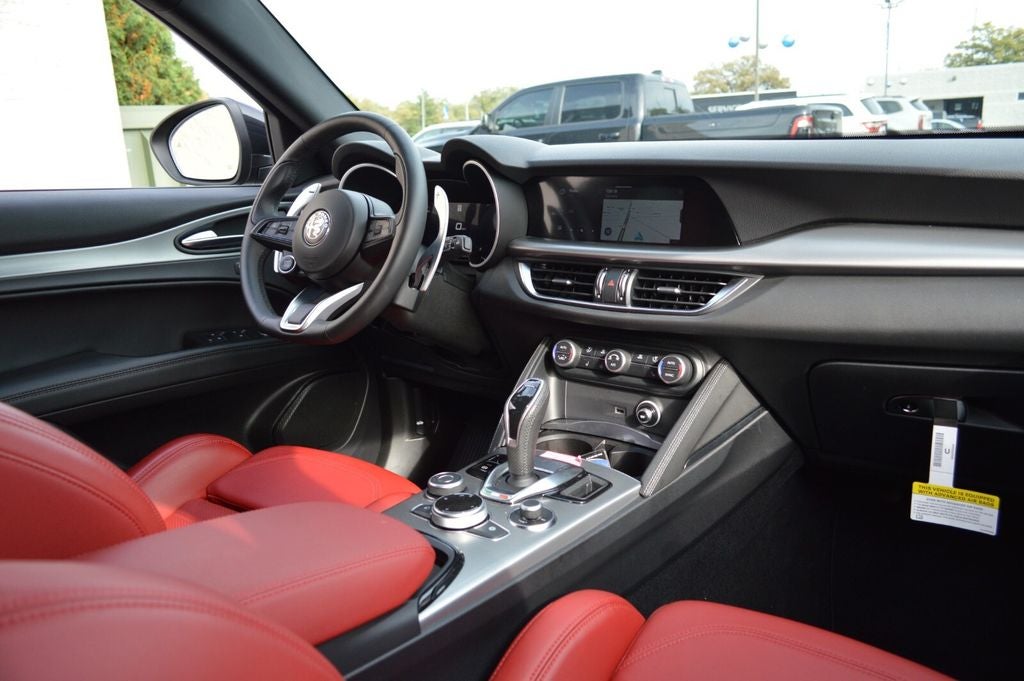 2025 Alfa Romeo Stelvio STELVIO AWD