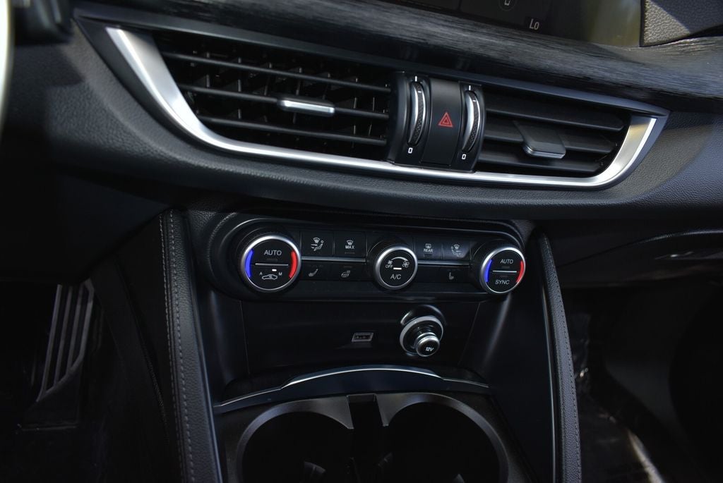 2024 Alfa Romeo Stelvio Sprint AWD