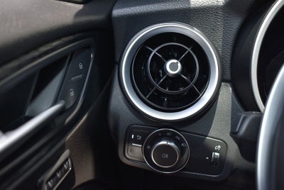 2024 Alfa Romeo Stelvio Sprint AWD