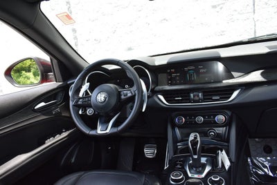 2024 Alfa Romeo Stelvio Sprint AWD