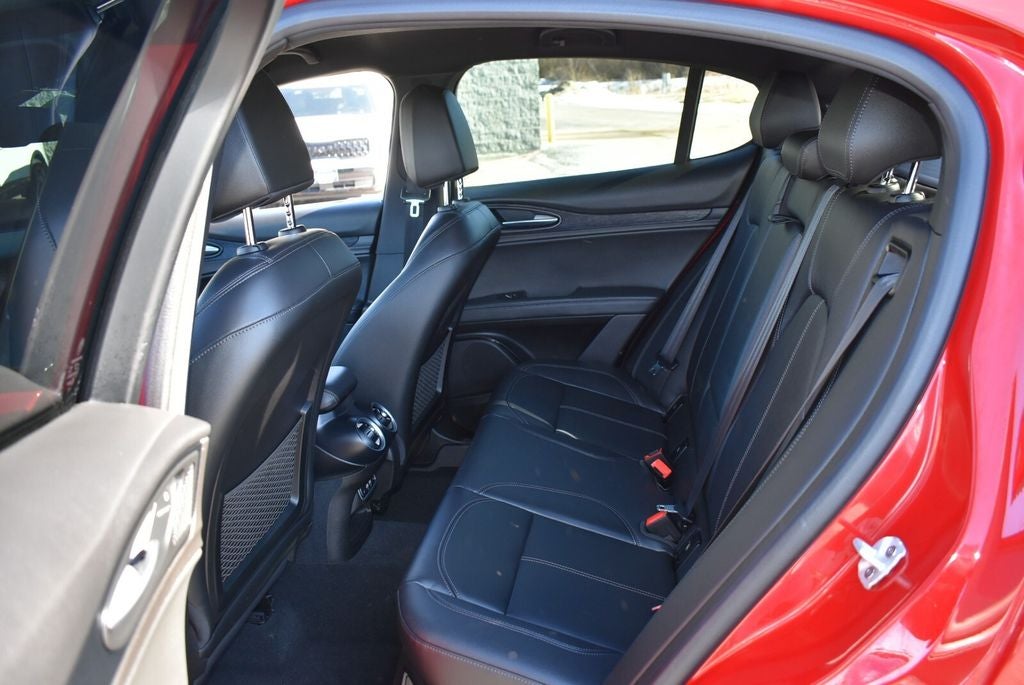 2024 Alfa Romeo Stelvio Sprint AWD