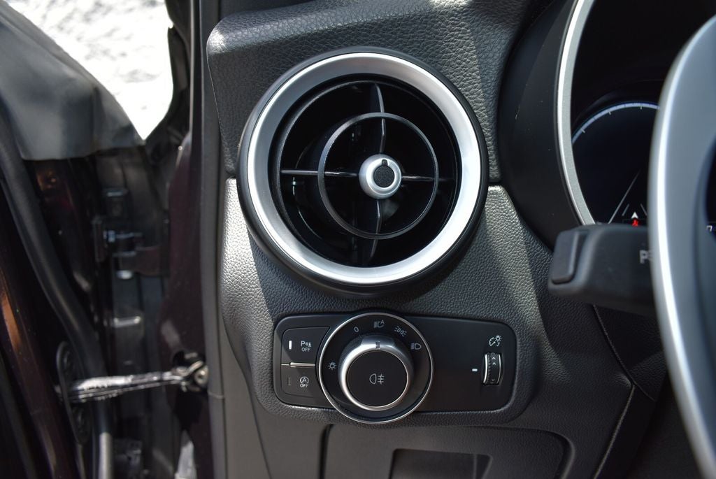 2024 Alfa Romeo Stelvio Veloce AWD