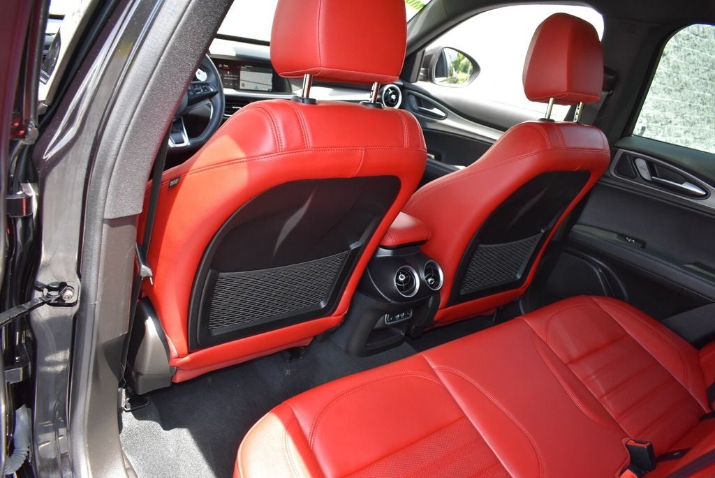 2024 Alfa Romeo Stelvio Veloce AWD