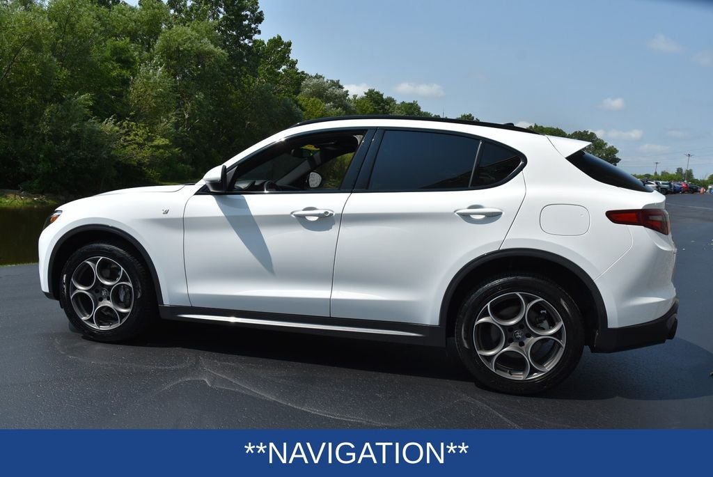 2022 Alfa Romeo Stelvio Ti AWD
