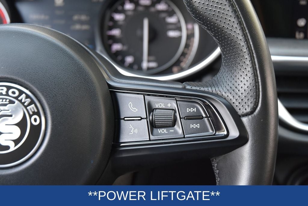 2022 Alfa Romeo Stelvio Ti AWD