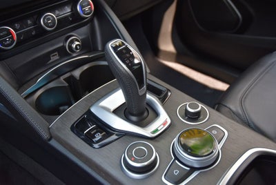 2022 Alfa Romeo Stelvio Ti AWD