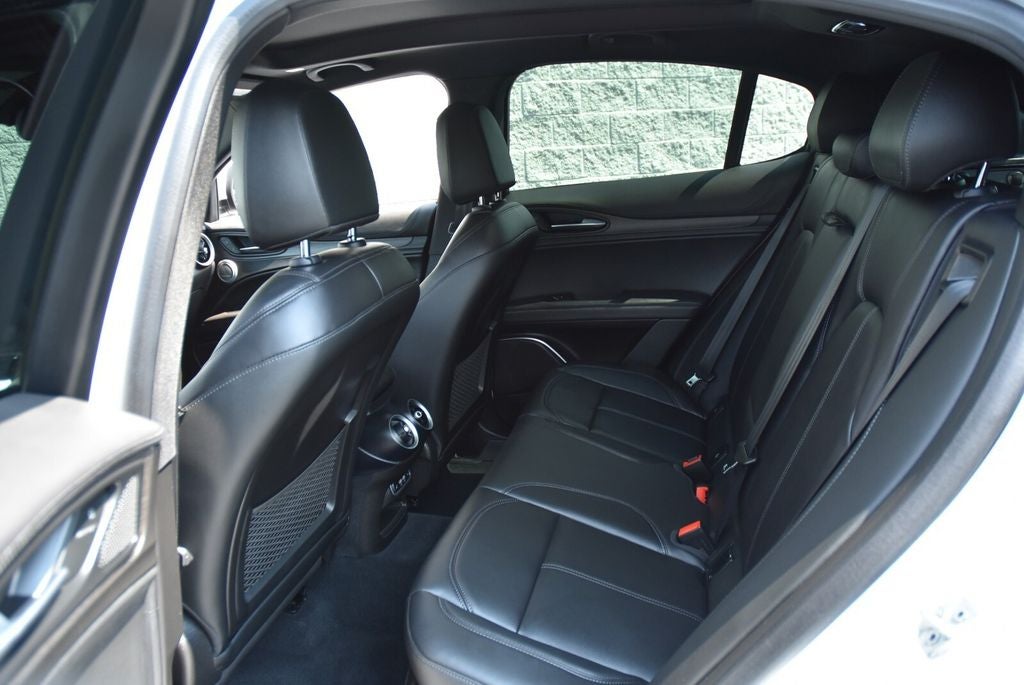 2022 Alfa Romeo Stelvio Ti AWD