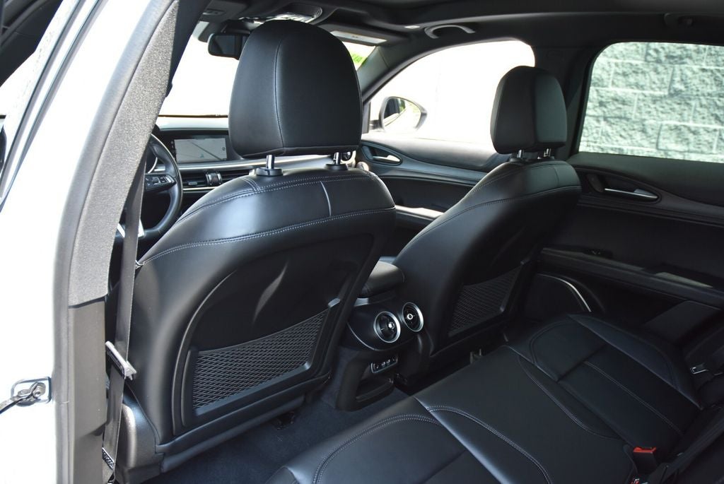 2022 Alfa Romeo Stelvio Ti AWD