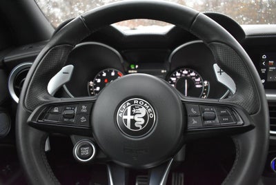 2023 Alfa Romeo Stelvio Veloce AWD