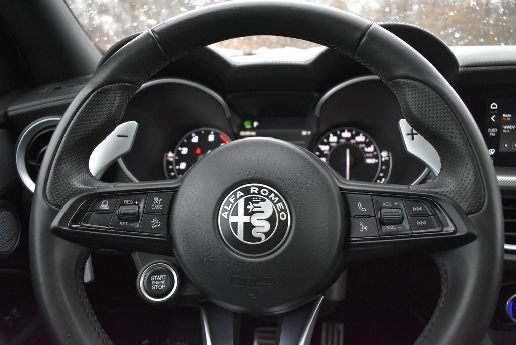 2023 Alfa Romeo Stelvio Veloce AWD