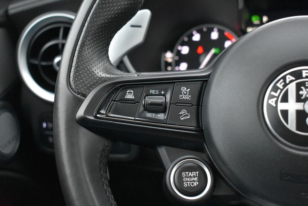 2023 Alfa Romeo Stelvio Veloce AWD