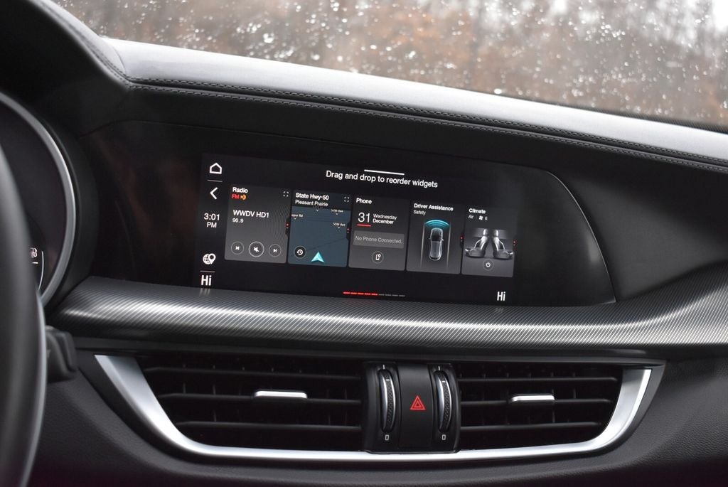 2023 Alfa Romeo Stelvio Veloce AWD