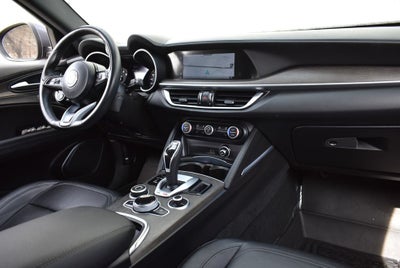 2022 Alfa Romeo Stelvio Ti AWD