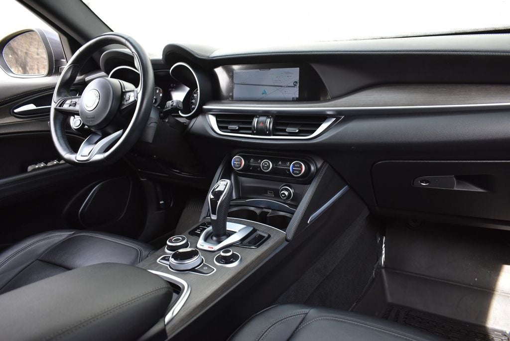 2022 Alfa Romeo Stelvio Ti AWD