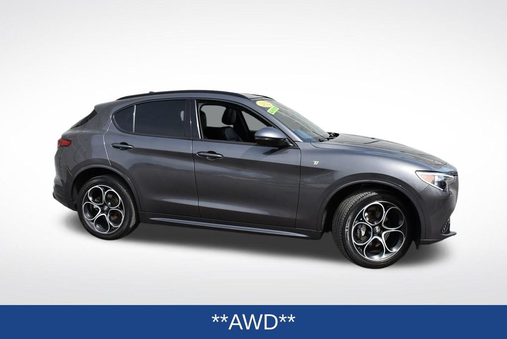2022 Alfa Romeo Stelvio Ti AWD