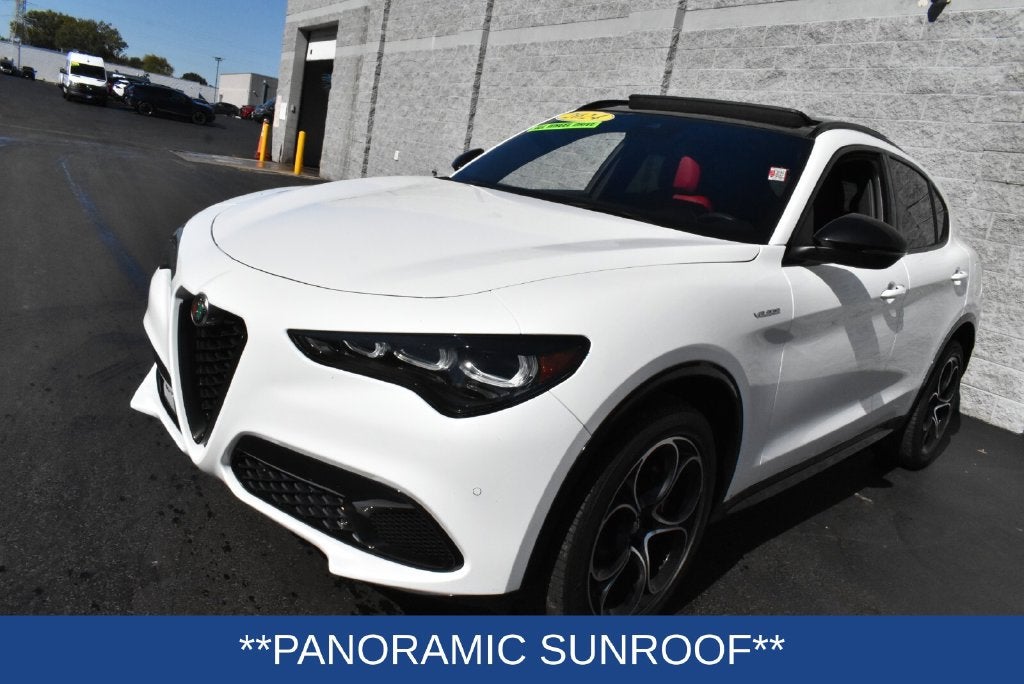 2024 Alfa Romeo Stelvio Veloce AWD