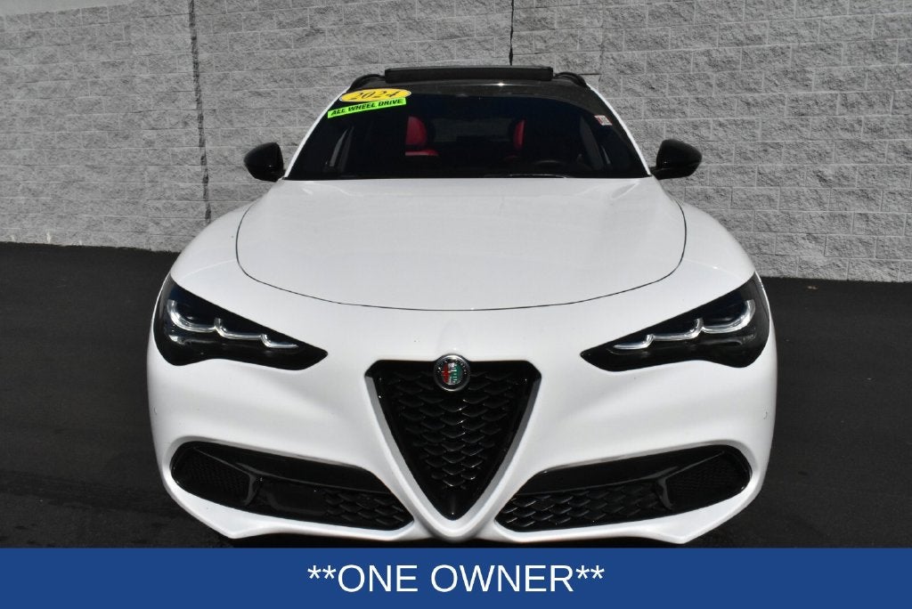 2024 Alfa Romeo Stelvio Veloce AWD