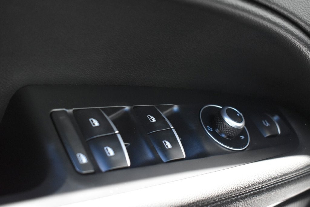 2024 Alfa Romeo Stelvio Veloce AWD