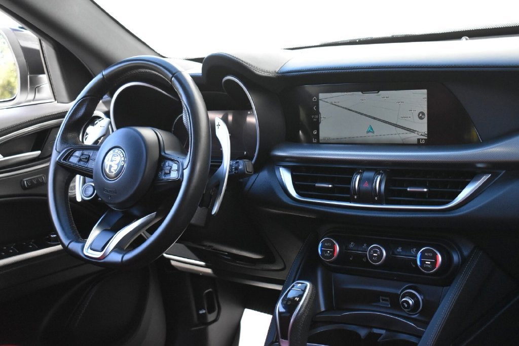 2024 Alfa Romeo Stelvio Veloce AWD