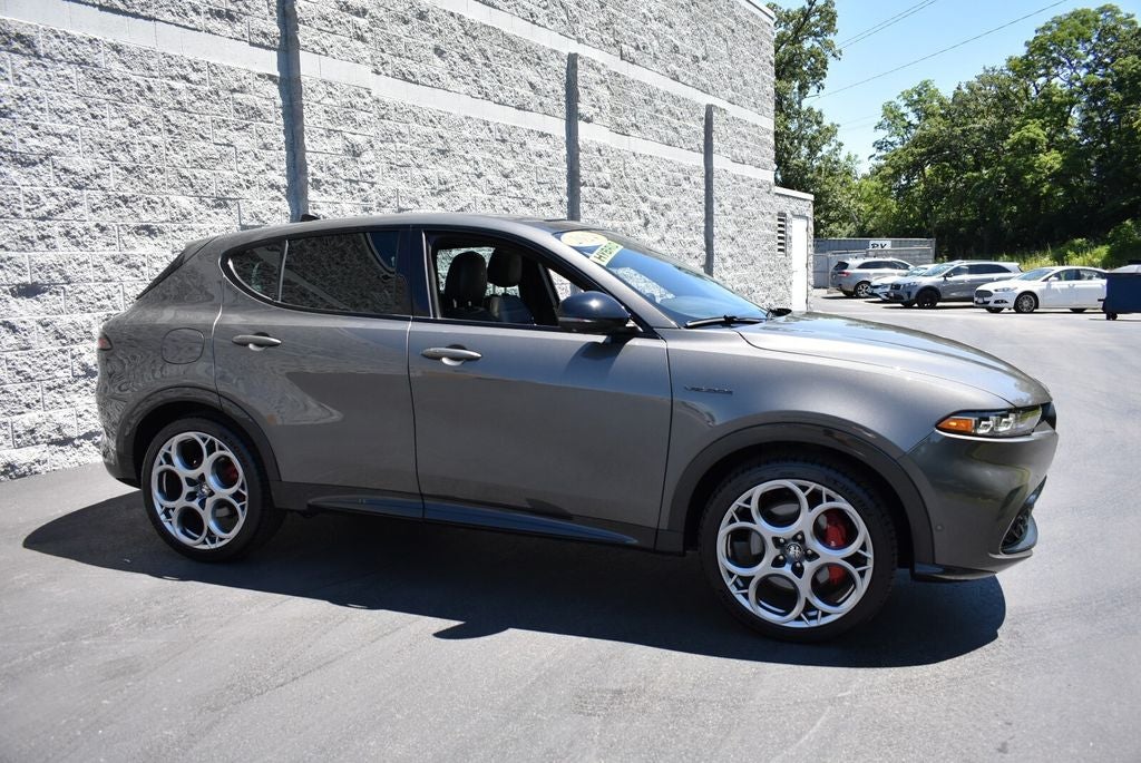 2024 Alfa Romeo Tonale Veloce